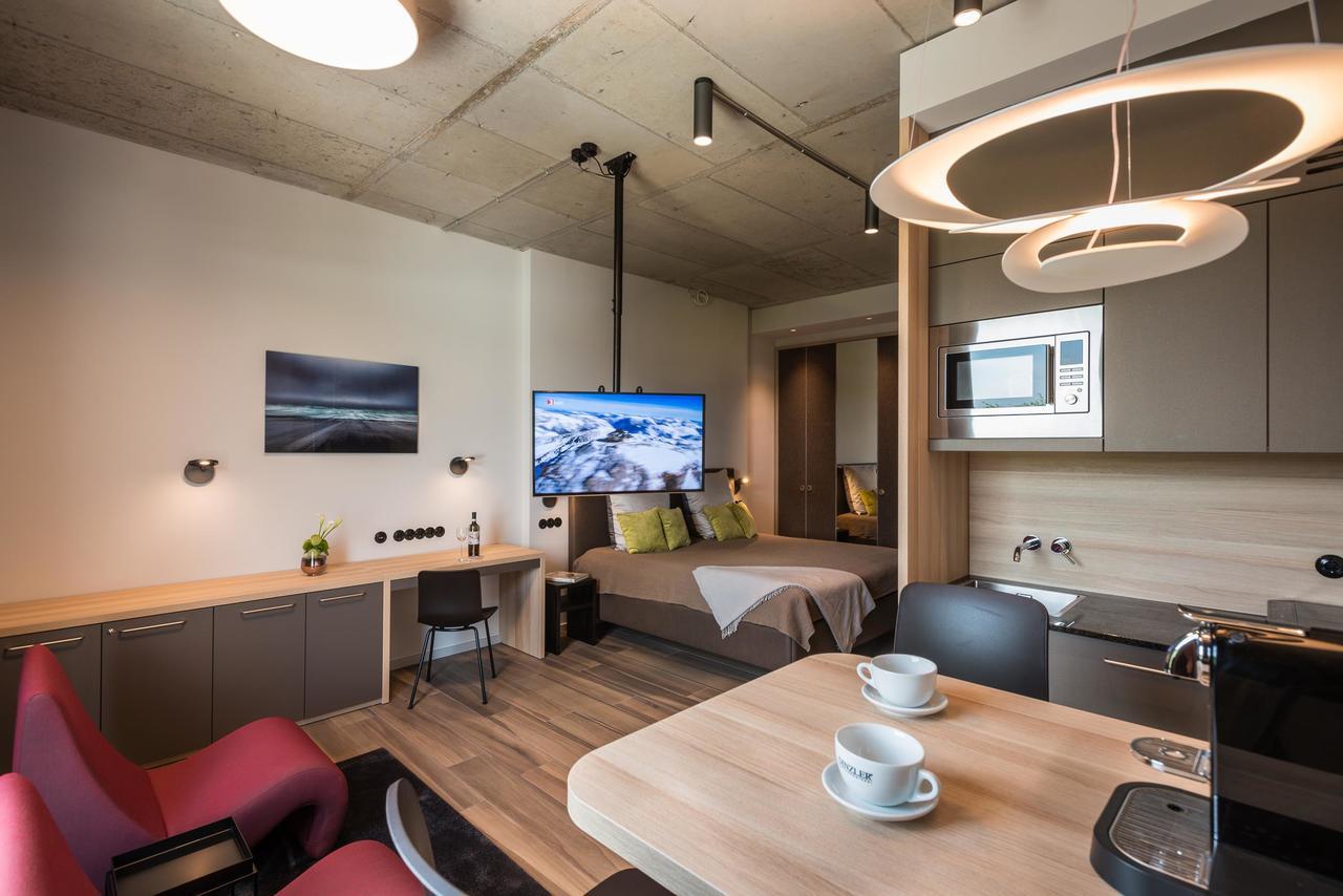 Golden Ball, Exclusive Serviced Apartments Munich Aschheim Exteriör bild