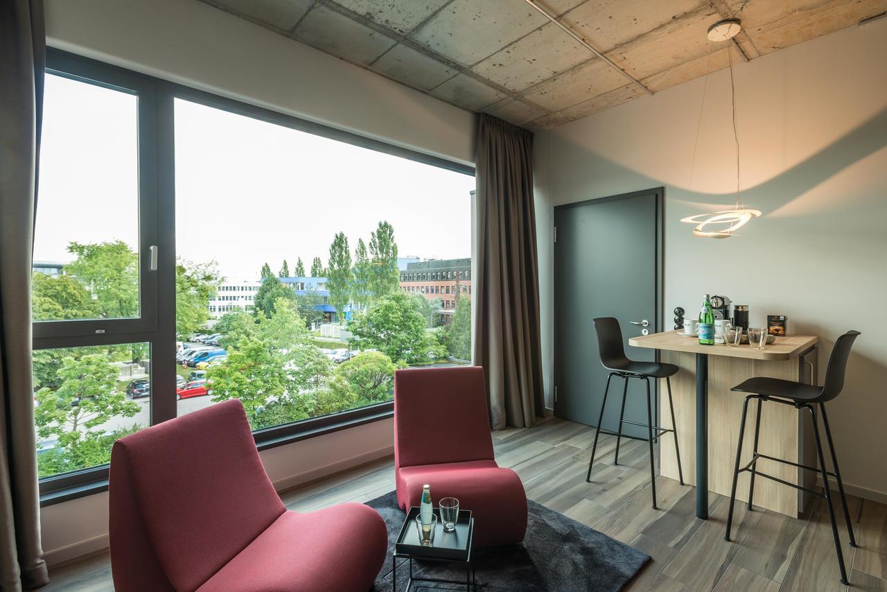 Golden Ball, Exclusive Serviced Apartments Munich Aschheim Exteriör bild