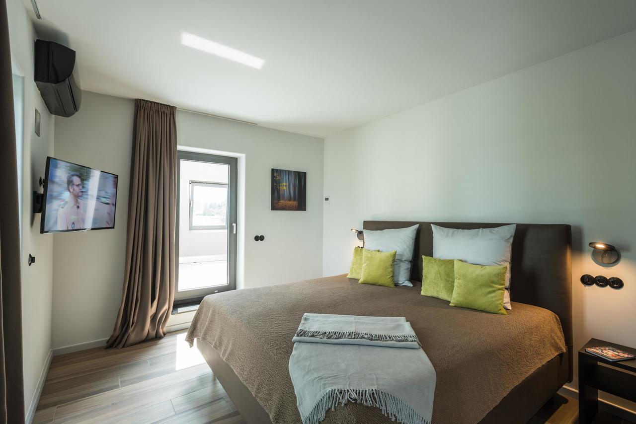 Golden Ball, Exclusive Serviced Apartments Munich Aschheim Exteriör bild