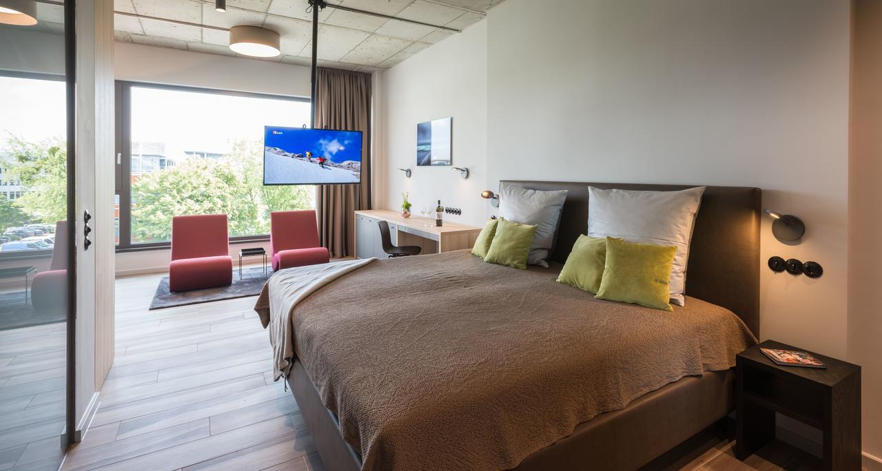 Golden Ball, Exclusive Serviced Apartments Munich Aschheim Exteriör bild